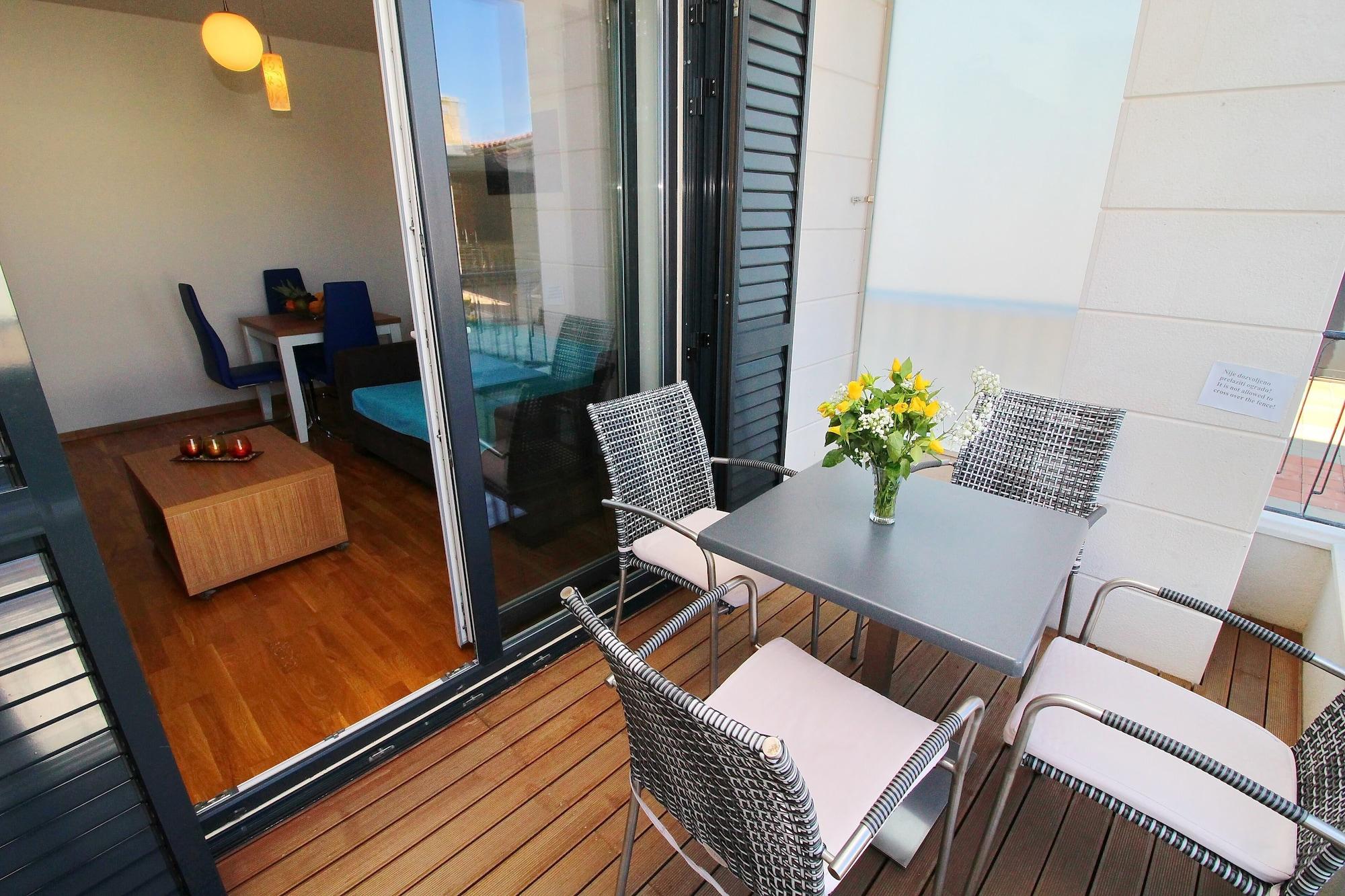 Apartments Kula Janjina Экстерьер фото