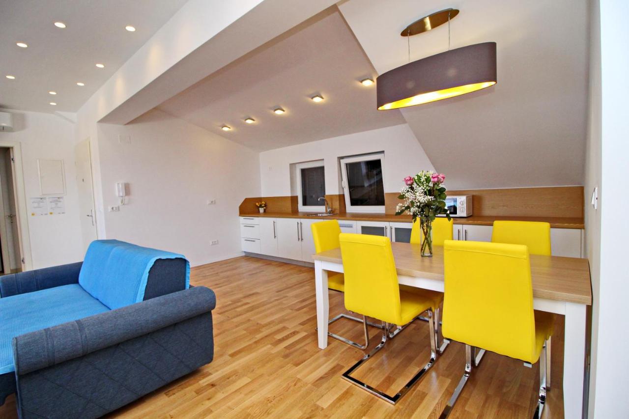 Apartments Kula Janjina Экстерьер фото